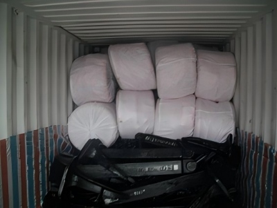 Container loading picture 3(1).jpg