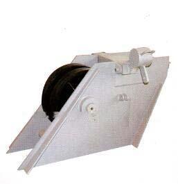 Roller type chain stopper.jpg