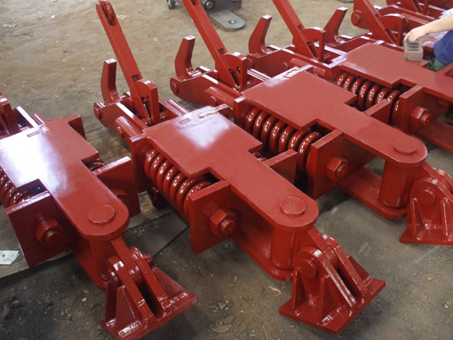 Towing Hook Double Spring Quick Release Type 2.jpg