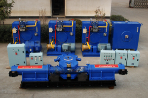 hydraulic steering gear 01.jpg